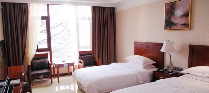 Emeishan Jinding Hotel