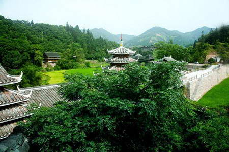 Dong Village Hotel de Chengyang