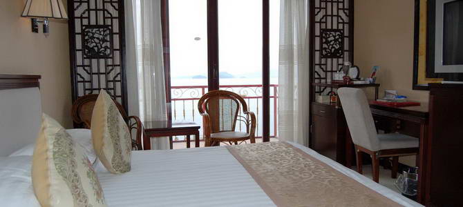 Qiandao Lakeview Houseboat Hotel & Resort