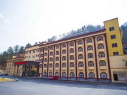 Celebrity Jiuzhaigou Hotel
