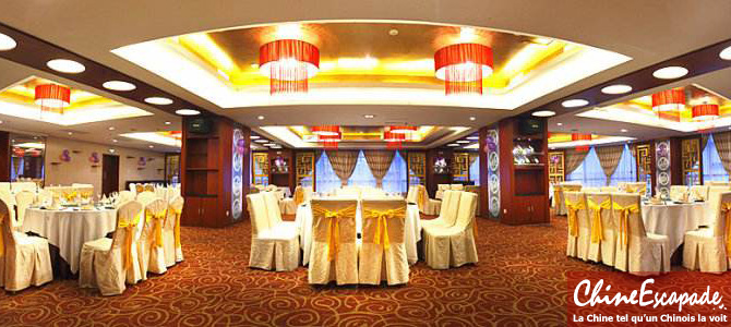 Yangze Island Hotel