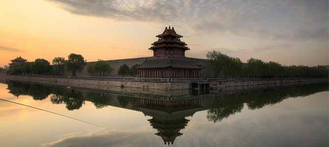 Tours d'angle de la Cité Interdite Pékin Région de Pékin