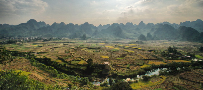 Forêt aux dix mille pics Qianxinan Guizhou