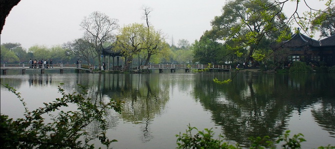 Ile Xiaoying et les Trois Stupas reflétant la Lune Hangzhou Zhejiang