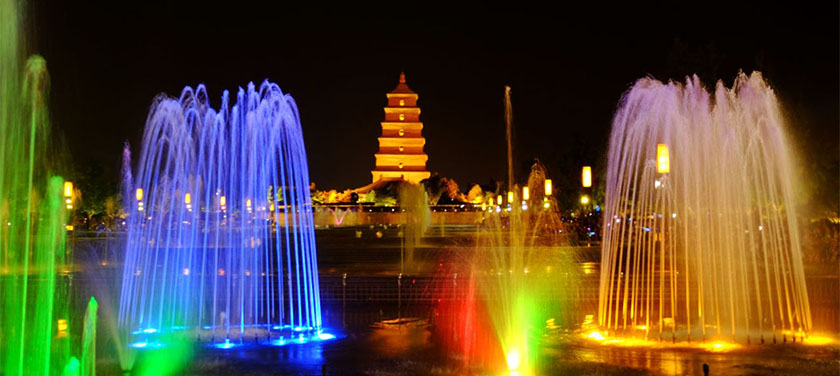 Fontaine musicale de la place nord de la Grande Pagode de l'Oie Sauvage Xi'an Shaanxi