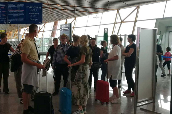 RDV à la passerelle de débarquement