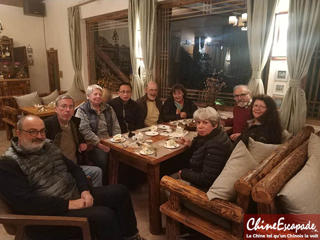 Repas avec un autre groupe, Chine Escapade