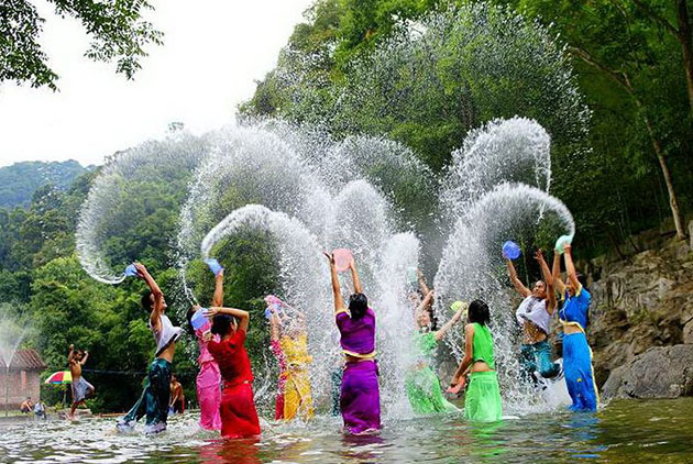 Fête de l'eau à Xishuangbanna